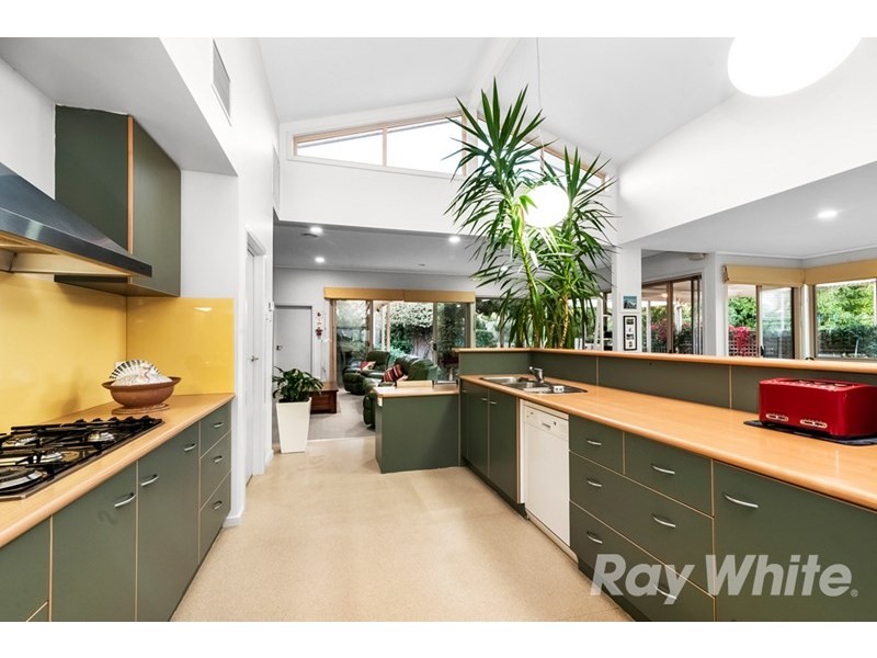 21 Valley Road, Mount Waverley VIC 3149