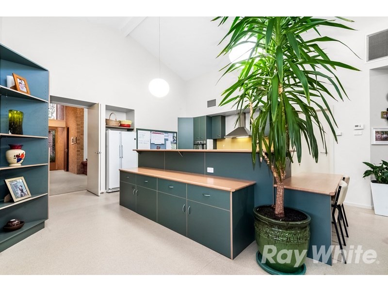 21 Valley Road, Mount Waverley VIC 3149