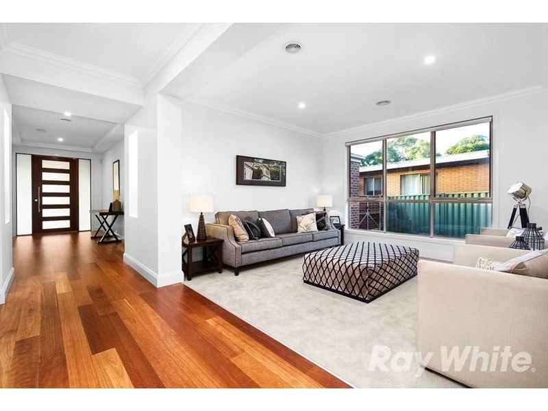 4 Arianne Road, Glen Waverley VIC 3150