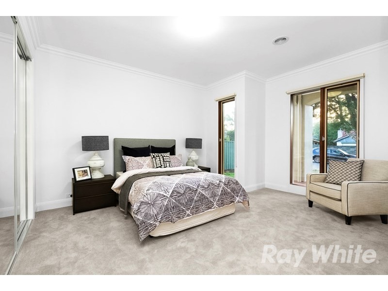 4 Arianne Road, Glen Waverley VIC 3150