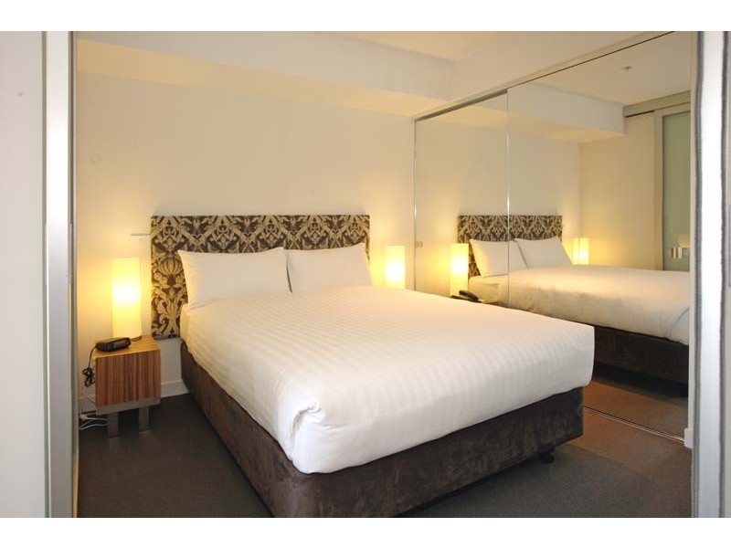 910/572 St Kilda Road, Melbourne VIC 3000