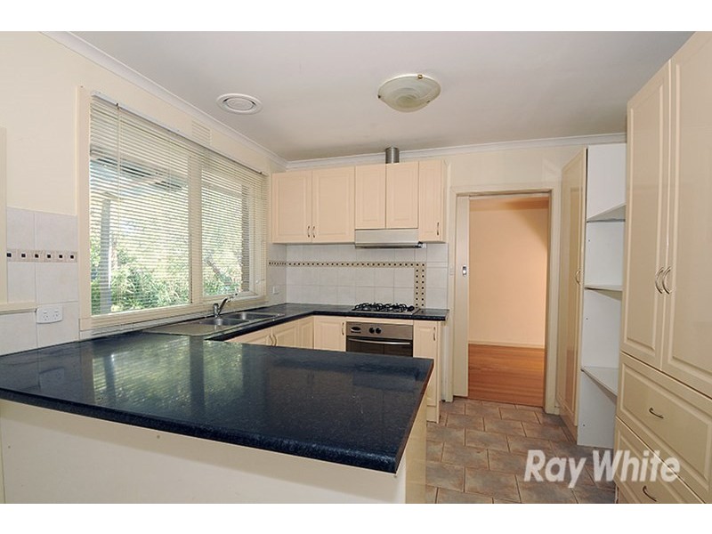 16 Entally Drive, Wheelers Hill VIC 3150