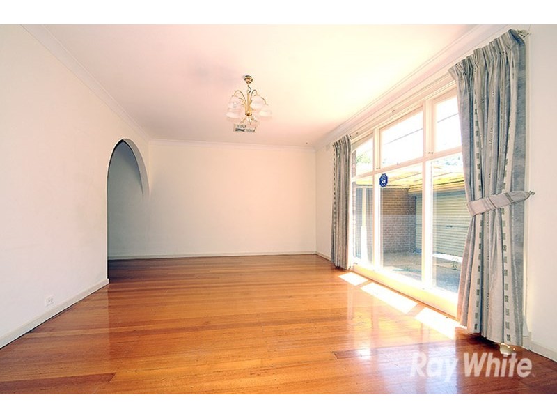 16 Entally Drive, Wheelers Hill VIC 3150