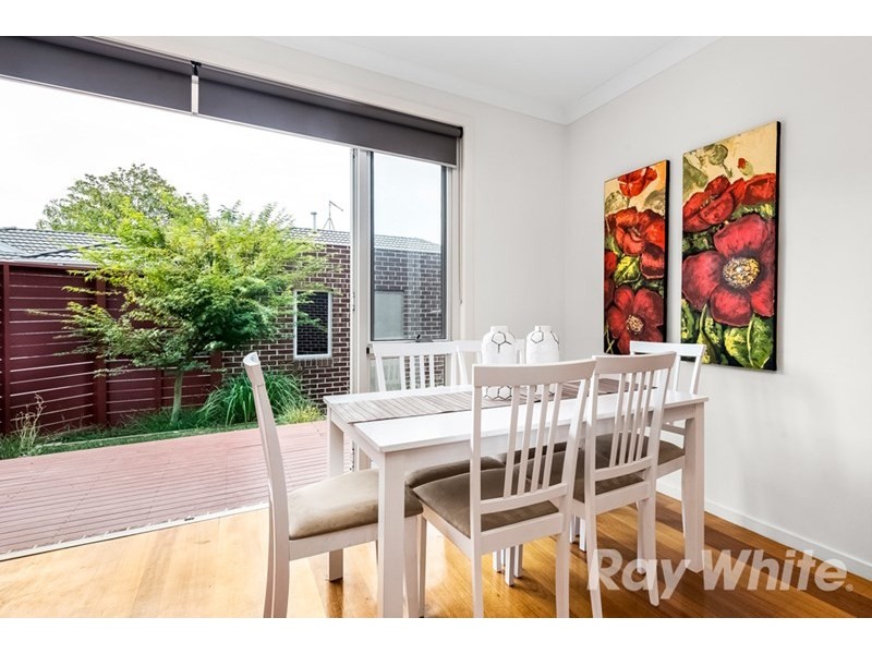 2/23 Montgomery Avenue, Mount Waverley VIC 3149
