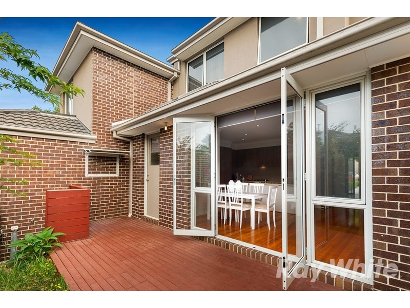 2/23 Montgomery Avenue, Mount Waverley VIC 3149