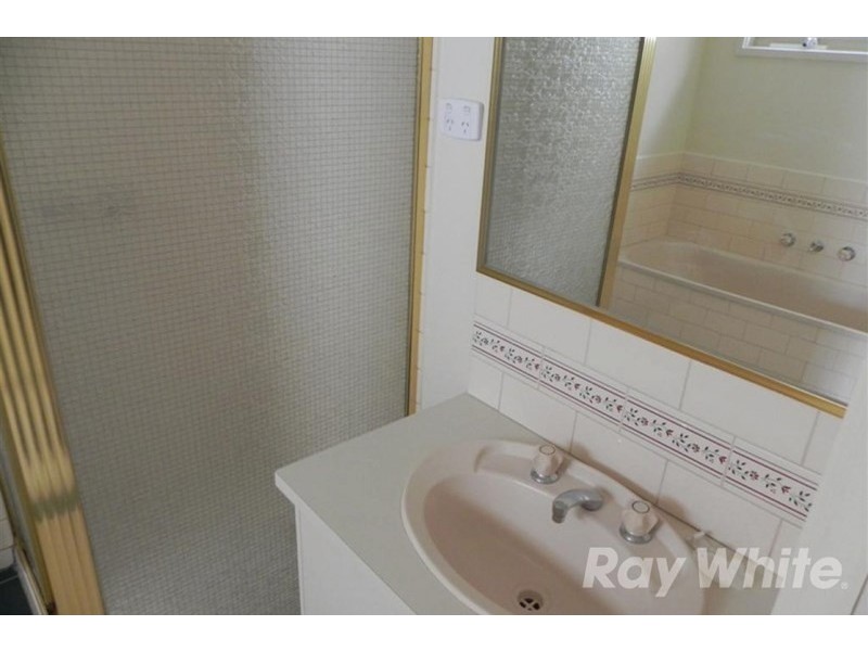 2/30 Highclere Avenue, Mount Waverley VIC 3149