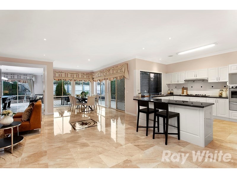 109 Herriotts Boulevard, Glen Waverley VIC 3150