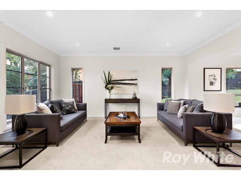 5 Randall Court, Mount Waverley VIC 3149