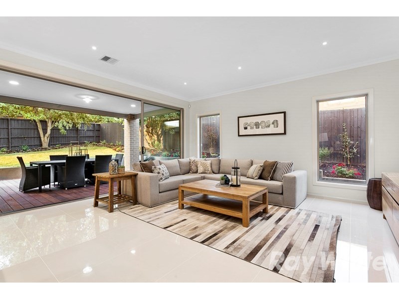 5 Randall Court, Mount Waverley VIC 3149