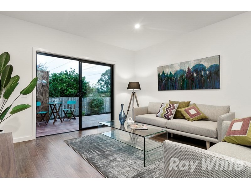 8 Sunrise Drive, Mulgrave VIC 3170