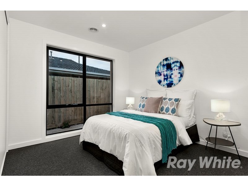 8 Sunrise Drive, Mulgrave VIC 3170