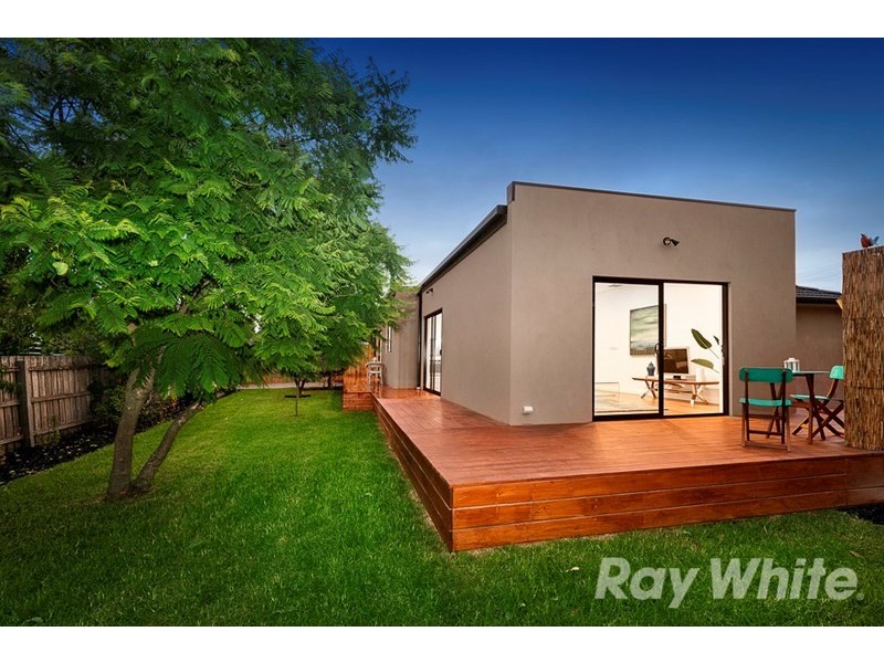 8 Sunrise Drive, Mulgrave VIC 3170