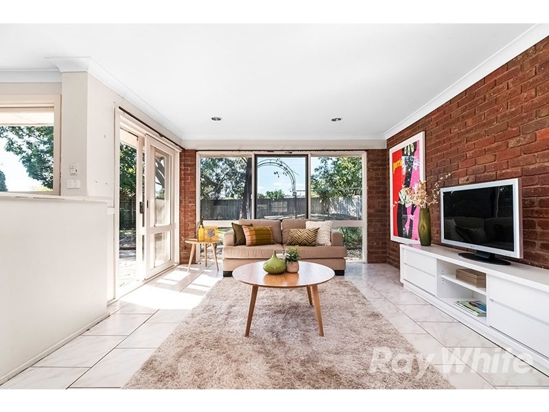 5 Agnes Court, Glen Waverley VIC 3150