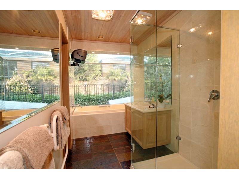 29 Jells Road, Wheelers Hill VIC 3150