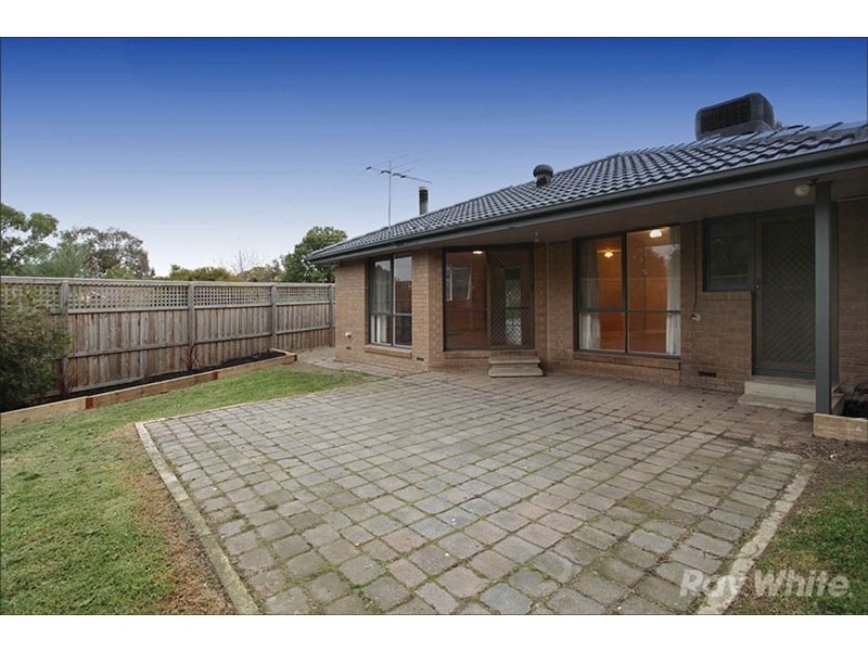 9 Taunton Crescent, Scoresby VIC 3179