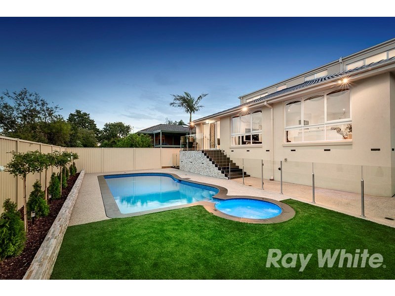 21 Warrington Avenue, Vermont South VIC 3133