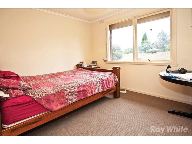 2 Jacksons Road, Noble Park North VIC 3174