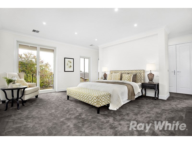 21 Avondale Grove, Mount Waverley VIC 3149