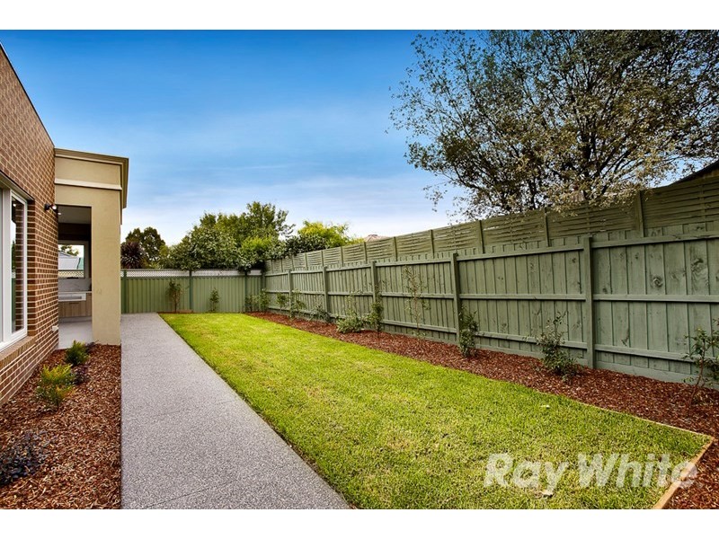 21 Avondale Grove, Mount Waverley VIC 3149
