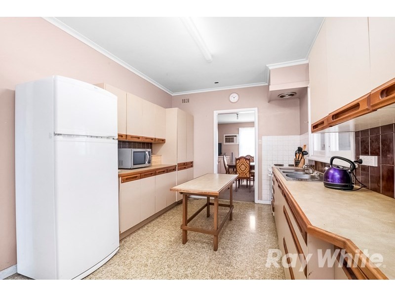 28 Irving Street, Mount Waverley VIC 3149