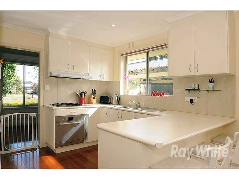 69 Albany Drive, Mulgrave VIC 3170