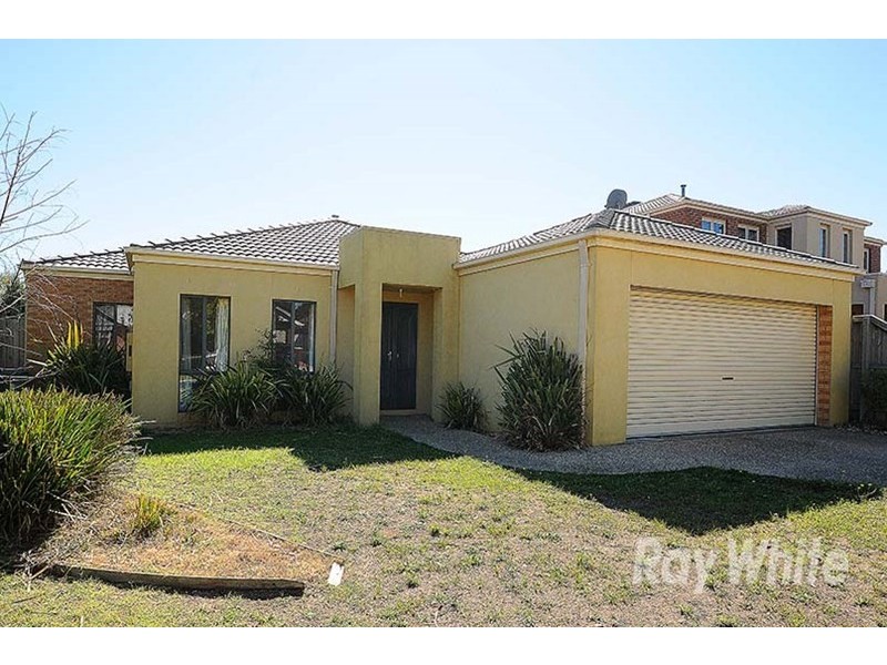 30 Golden Grove Drive, Narre Warren South VIC 3805