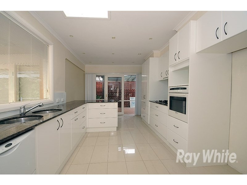 5 Huff Street, Glen Waverley VIC 3150