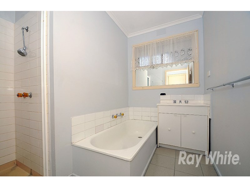 1/1 Rawdon Hill Drive, Dandenong North VIC 3175