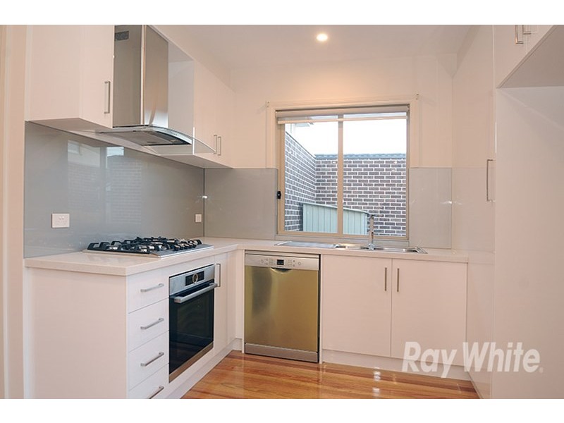 3/7 Elizabeth Street, Oakleigh East VIC 3166