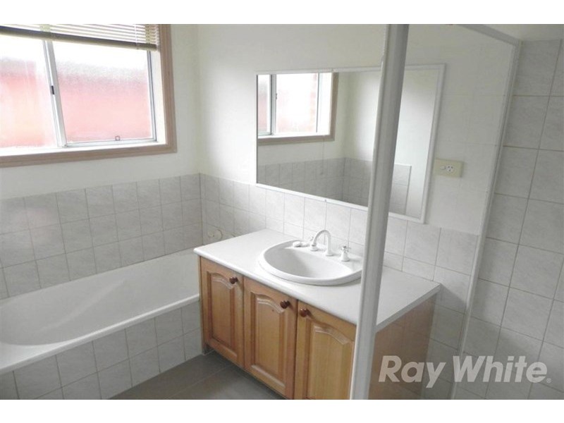 55 Medina Road, Glen Waverley VIC 3150