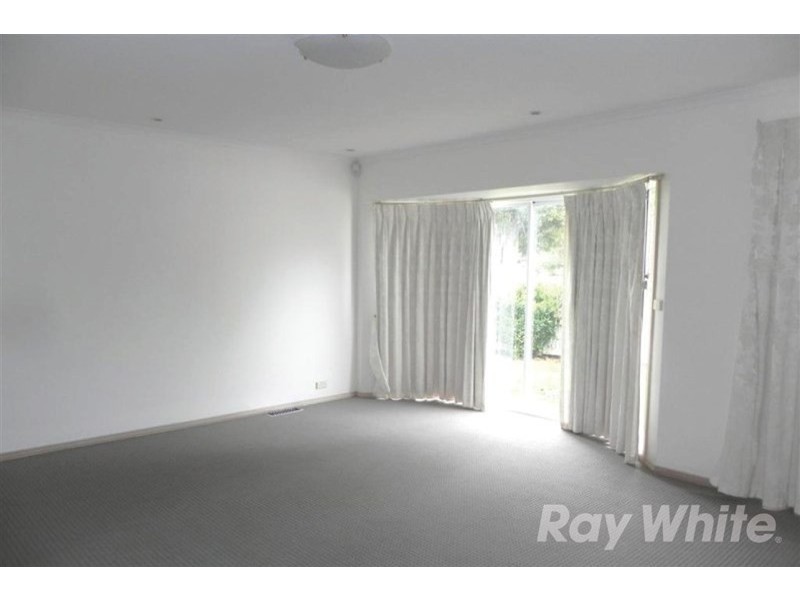 55 Medina Road, Glen Waverley VIC 3150