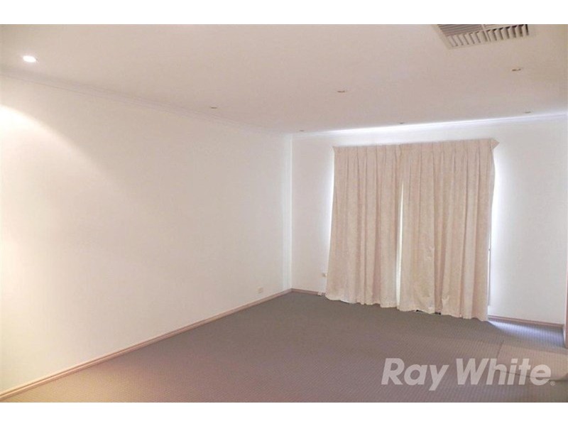 55 Medina Road, Glen Waverley VIC 3150