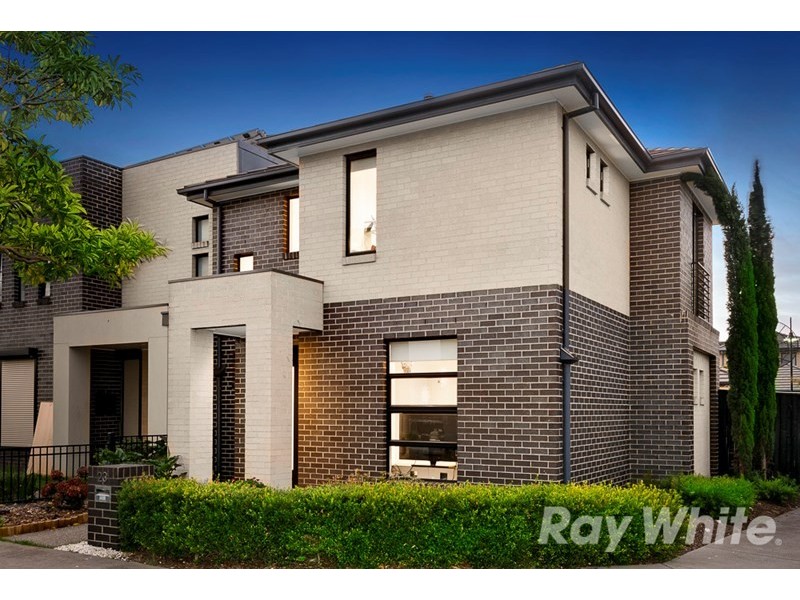 23 Crimson Grove, Clayton South VIC 3169