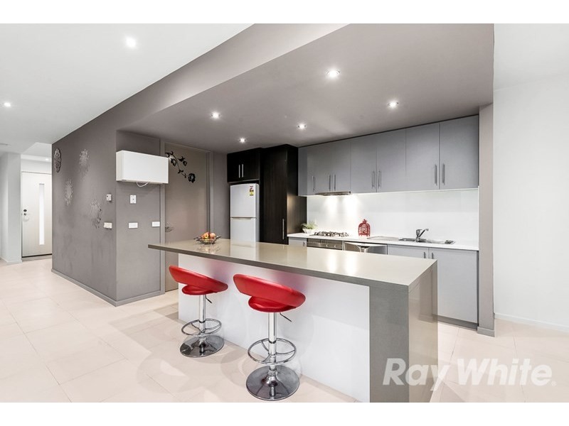 23 Crimson Grove, Clayton South VIC 3169