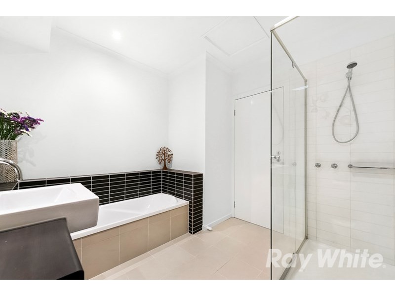 23 Crimson Grove, Clayton South VIC 3169