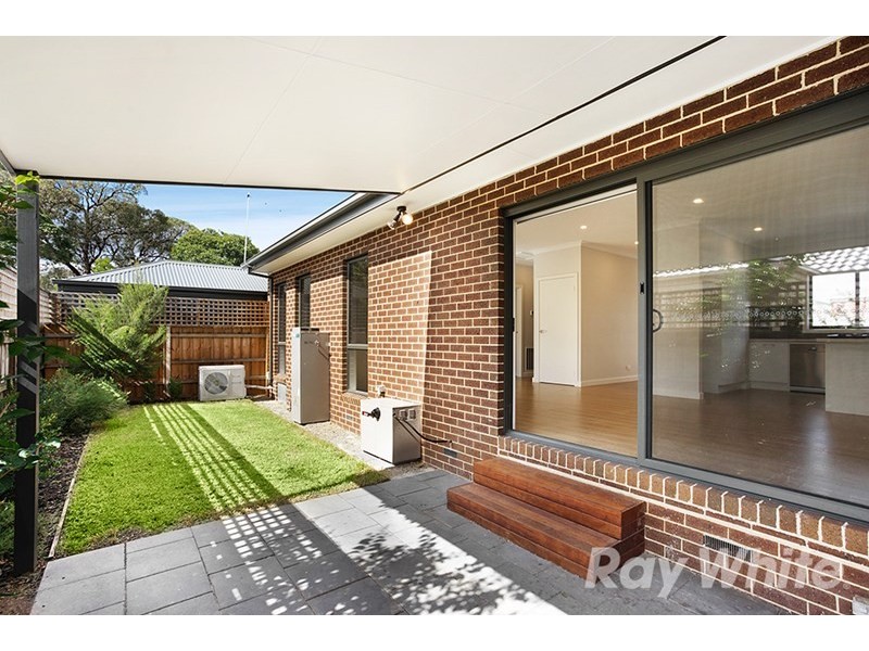 2/80 Liverpool Road, Kilsyth VIC 3137