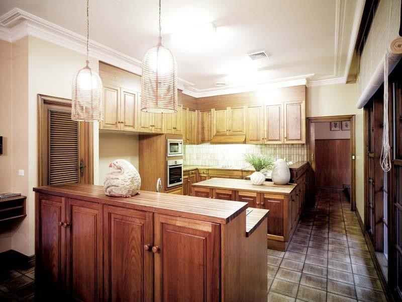 27 Gwingana Crescent, Glen Waverley VIC 3150