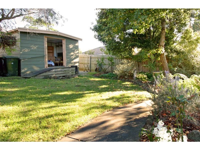 9 Brazilia Drive, Glen Waverley VIC 3150