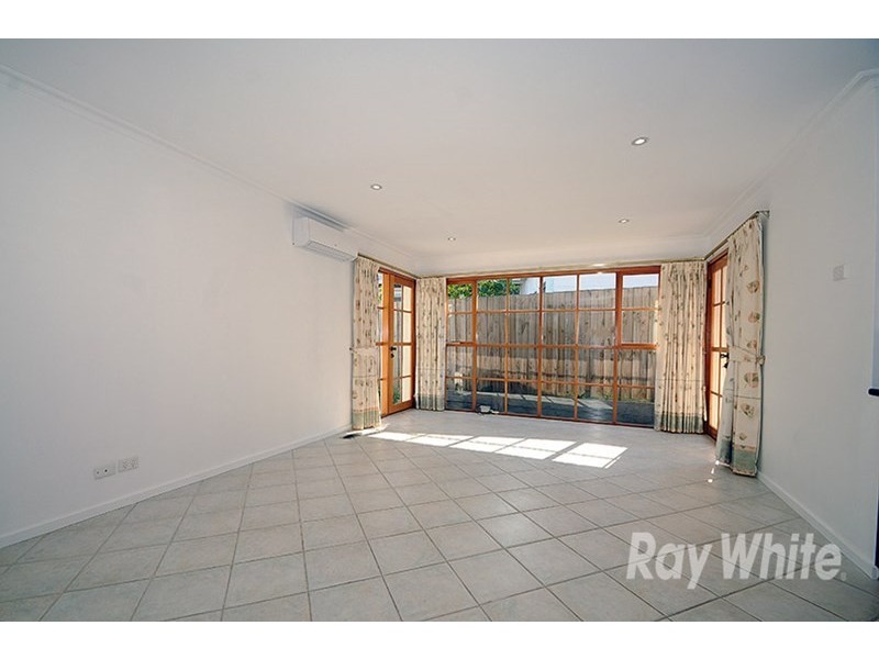31 Threadbow Crescent, Wheelers Hill VIC 3150