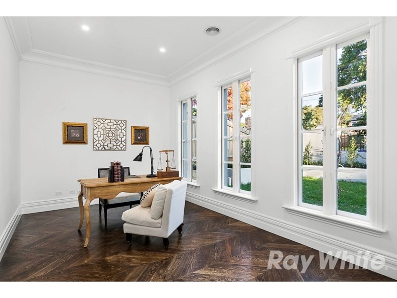 45 Mount Street, Glen Waverley VIC 3150