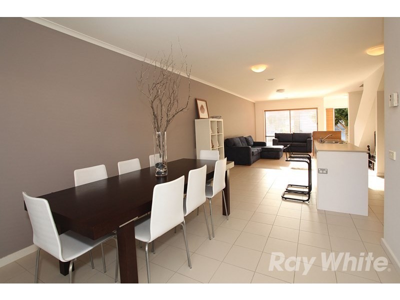 27 Southampton Drive, Mulgrave VIC 3170