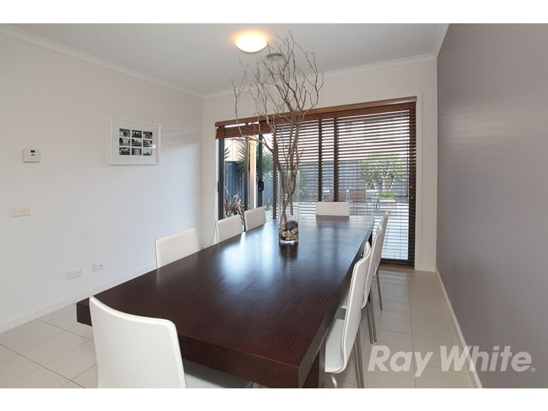 27 Southampton Drive, Mulgrave VIC 3170