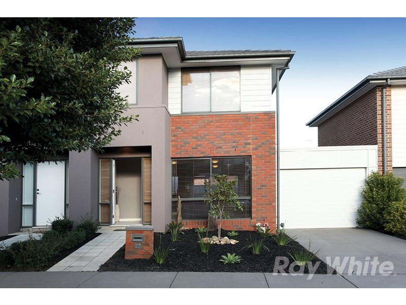27 Southampton Drive, Mulgrave VIC 3170