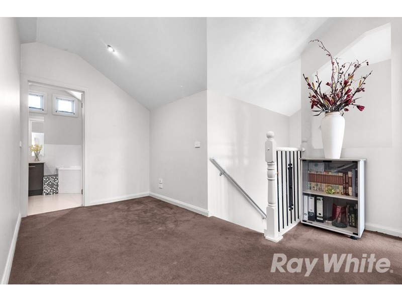 1/6 Monterey Avenue, Glen Waverley VIC 3150