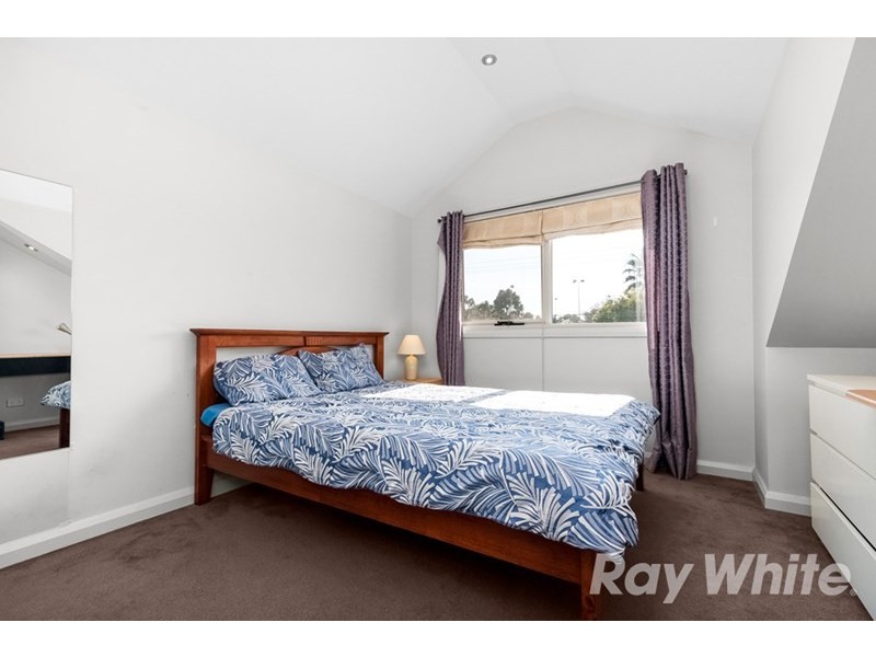 1/6 Monterey Avenue, Glen Waverley VIC 3150