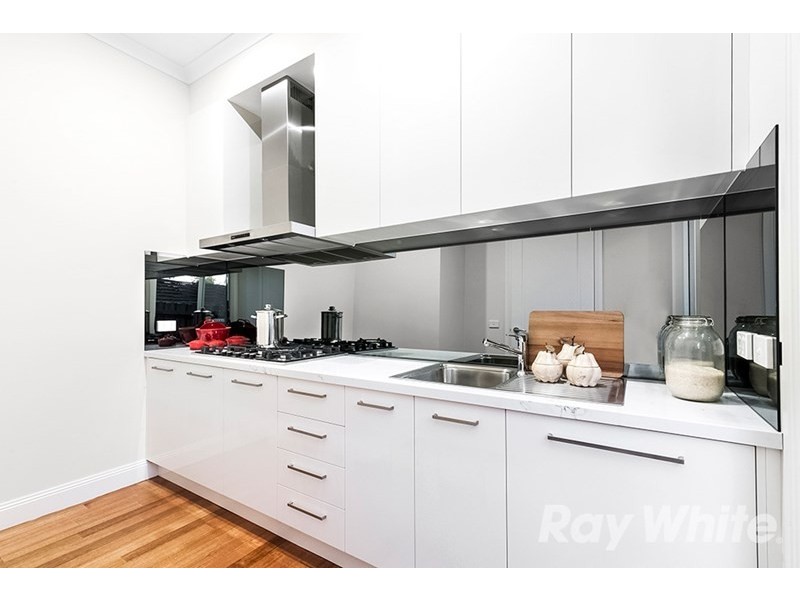 19 Joyce Avenue, Glen Waverley VIC 3150