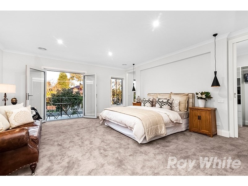 19 Joyce Avenue, Glen Waverley VIC 3150