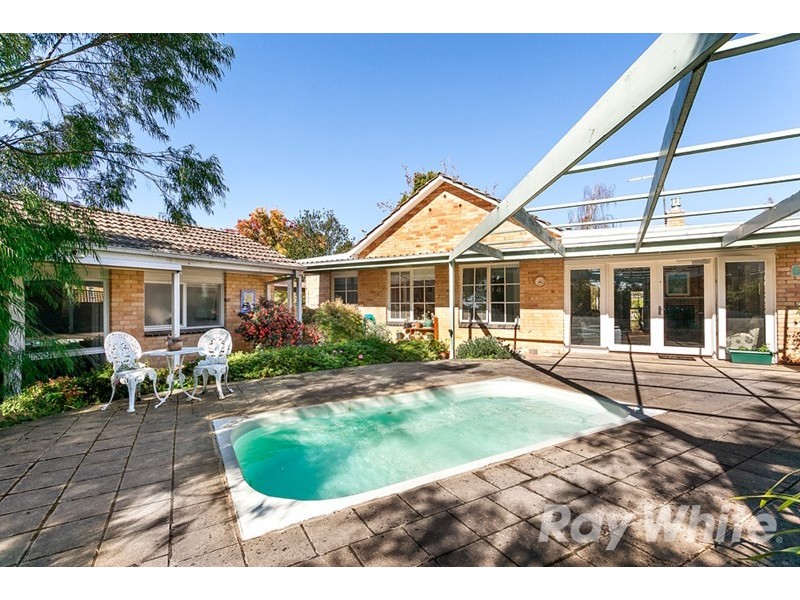 11 Venice Street, Box Hill South VIC 3128