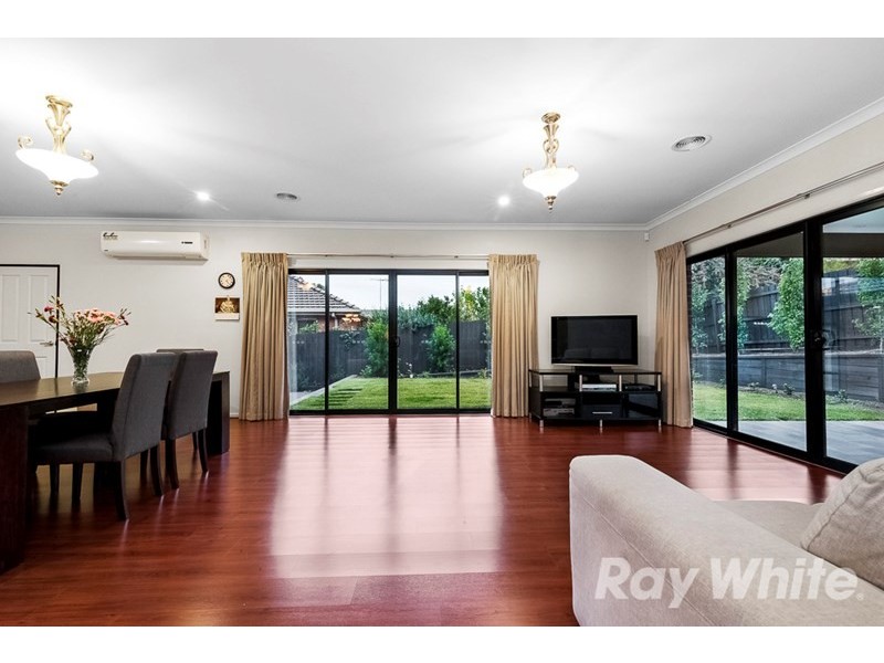 16 Coronation Street, Mount Waverley VIC 3149