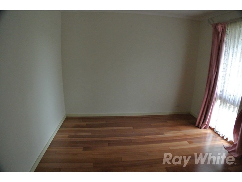 13 Tasman Close, Wantirna South VIC 3152